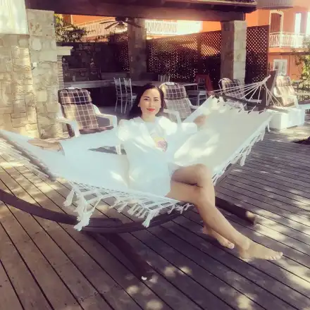 Кобилкина на яхта без горнище (Снимка в галерията)