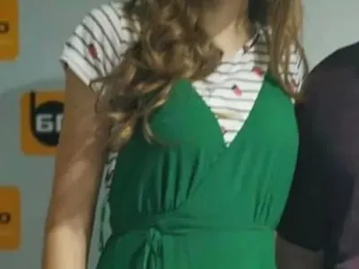 Лорд Евгени Минчев в акция: Филева  между санитарка и домашна помощница, Софка с колан „пентагон“ и още + СНИМКИ