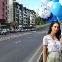 Луиза Григорова отвори свой  бар на плажа