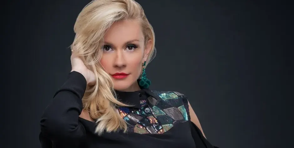 Мария Игнатова се уреди със 6 бона заплата, показа и новото гадже