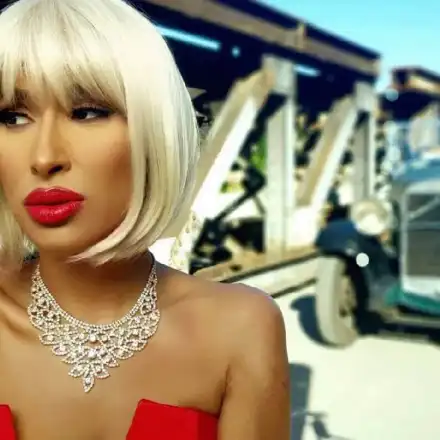 Международен екип стои зад новата песен на Цветина (Снимки)