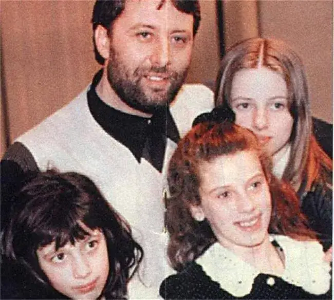 Наследниците на Иво Карамански мизерстват (От милионите на Кръстника няма и следа)