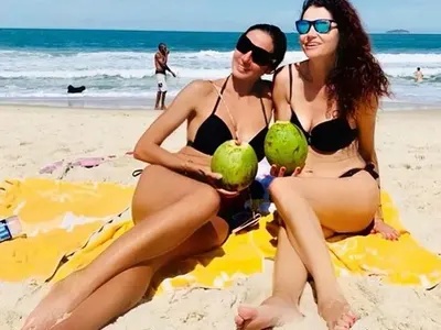 Наталия Гуркова изцеди кокоса