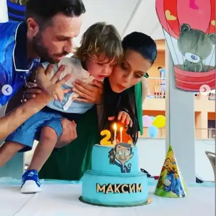 Ралица Паскалева със синеок рожденик