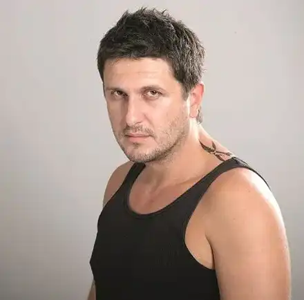 Резил! Блатечки вече не вдига самолета