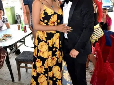 Роксана крие таен син абитуриент