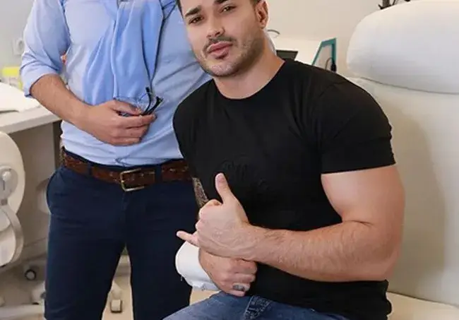 С прясно напомпани джуки Галин скочи на лекарите: Не затваряйте дискотеките, вашите заплати си вървят, а в бранша гладуват!