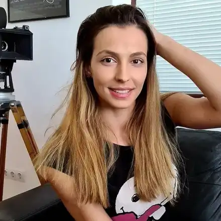 Сестра Райкова от „Откраднат живот” се изруси