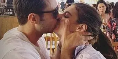 Щерката на Брендо се омъжва! Ченгета под прикритие „душат“ на сватбата