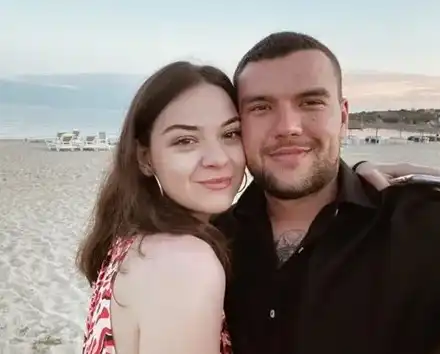 Щерката на Поли Пантев се сгоди за заможен бизнесмен (Снимки)