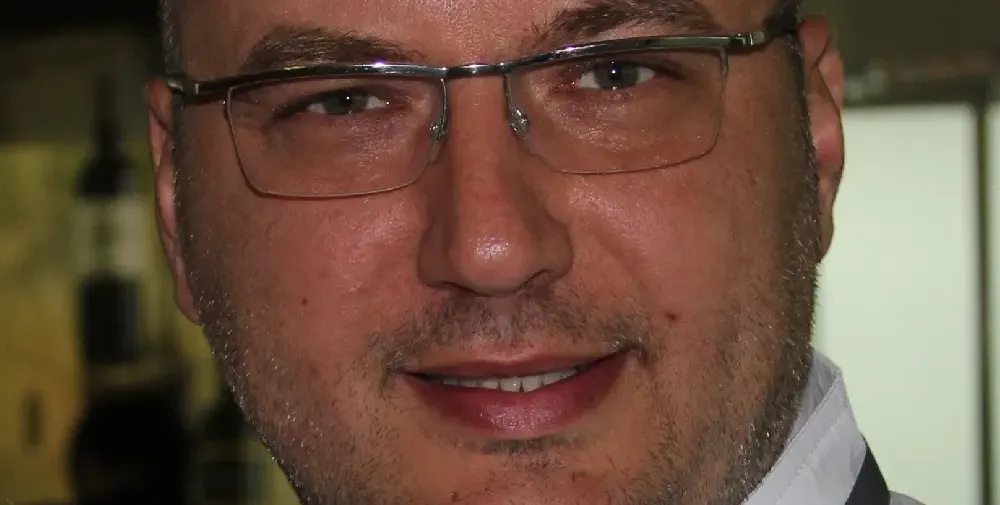 След раздялата с майката на третото си дете, шеф Манчев хлътна до уши по бизнес дамата Ива