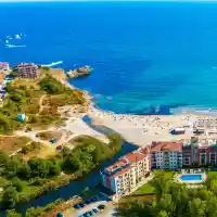 THEATRO BEACH в Царево с уникална услуга за клиентите си! Насладете се на релакс, плаж и луксозен транспорт