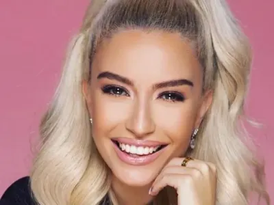 Тита бичи на диалект