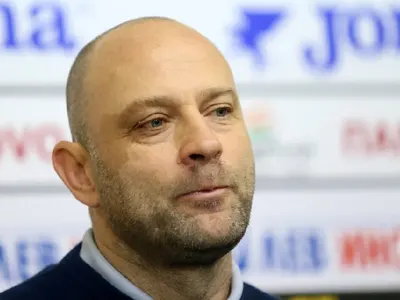 Тити Папазов продава джипа си (Вижте каква цена му иска)