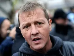 Валери Йорданов спаси петима удавници в морето