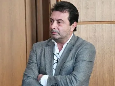 Върнаха му книжката и Коко Каменаров яхна джип за 200 бона