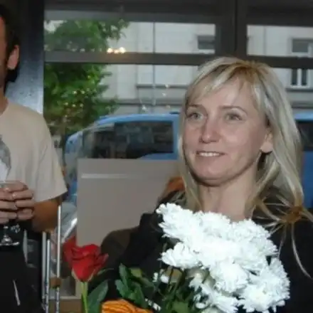 29 години по-млада замени Елена Йончева в леглото на мъжа й