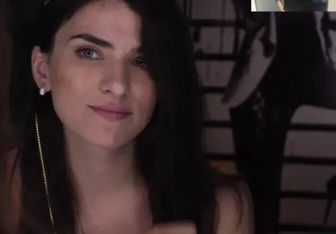 Андреа Банда Банда показа перверзника, който й го развя на снимка (Фото в галерията)