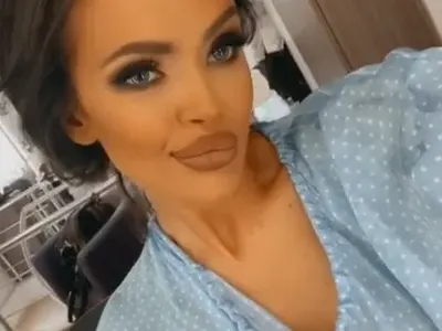 Безработната Мара Отварачката се фука с чанта за 5 бона (Снимка)