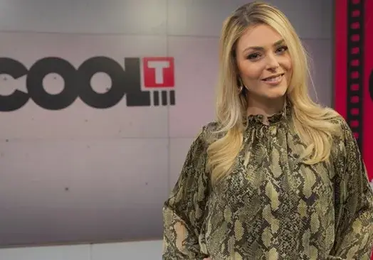 Бременната Поли Гергушева поддържа форма с ходене (Водещата ходи всеки ден по 10 км)