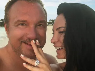 Цеци Красимирова става шеф на мъжа си, връчва чек за 1 млн. долара