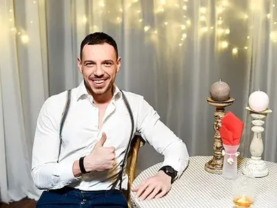 Дани Петканов се запусна, отпра шкембе