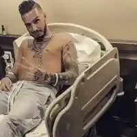 Джино хвърли патериците