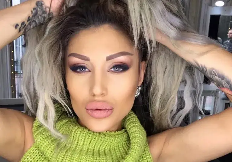 Джулиана Гани става в 5 сутринта! Мъжът й спи като къпан