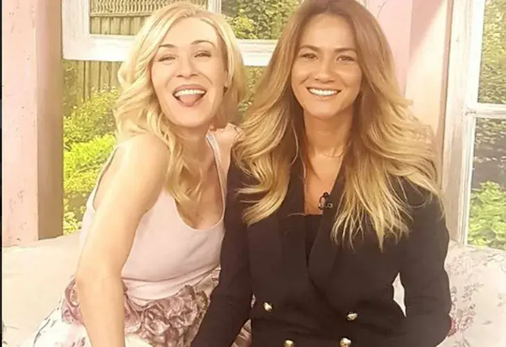 Гала и Зейнеб хрупат заедно диня