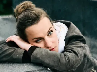 Колко точно дълбоко потапя маслинката Дария Симеонова?