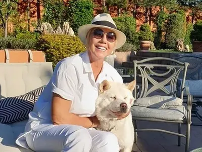 Лепа Брена си продава къщата за 2 милиона евро