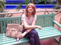 Миа Сантова и сестра й в 10-годишна битка  за милиони