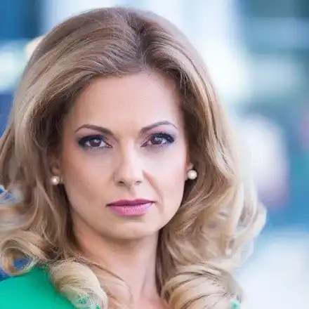 Мистерията разкрита! Гласят Аделина Радева за шефка в БНТ