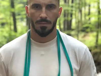 Млад пилот каца във „Фермата“ 29-годишният (Петър Петров ще атакува победата в новия сезон на риалити шоуто по bTV)