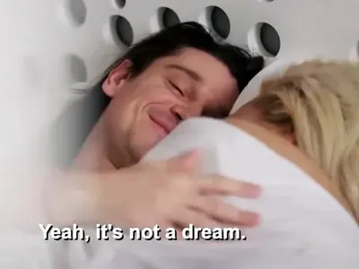 Нашенец се намърда в леглото на щатска звезда