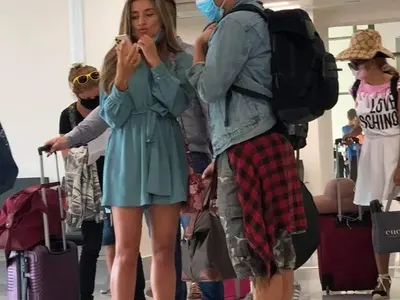 Нова светска двойка? Саня с Кристо в Миконос (СНИМКИ)