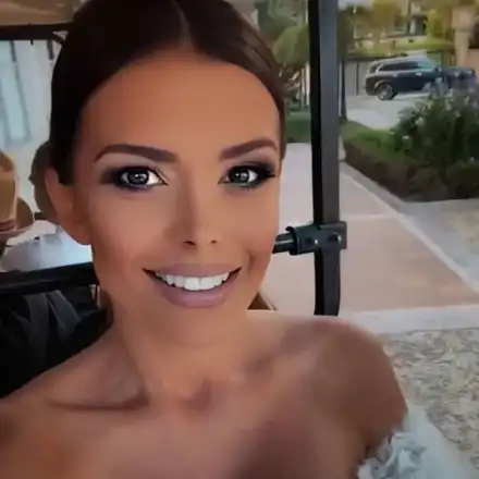 Преслава с булчинска рокля: Не съм се омъжила, но сватба ще има