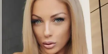 Русо гладно няма! Емануела стана блонди