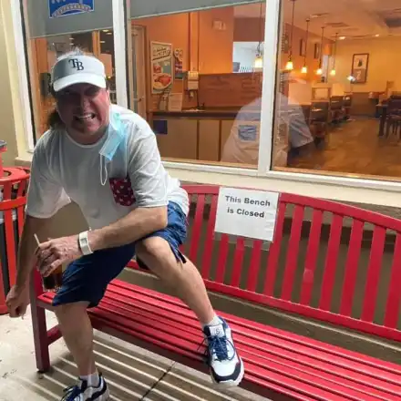 В САЩ: Денис Ризов пръска хилядарки за ЧРД на дъщеря си, която му доведе зет (Снимка)