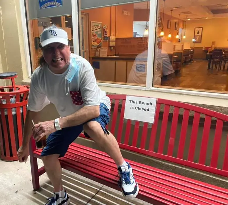 В САЩ: Денис Ризов пръска хилядарки за ЧРД на дъщеря си, която му доведе зет (Снимка)