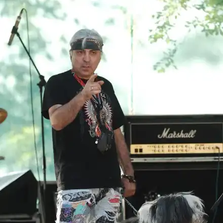 Васко Кръпката захапа Слави: Не искам мои песни да звучат с неговите!