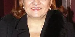 Богдана Карадочева съди бизнесмен (Завлякъл нея и мъжа й с 300 000 долара)