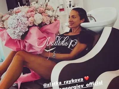 Златка чурулика нежни трели за годишнината им с Благой: Ти си моята любов! (Снимки)