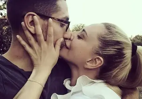 50-годишната Ваня Щерева се омъжи за младок с плочки (Снимки)