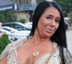 Анита Мейзер отвратена от магазин за маски