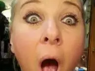 Албена Михова: Над къщата ми кръжи НЛО