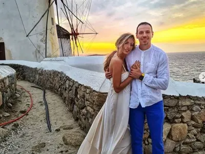 Алекс и Дани Петканови вдигнаха тайна втора сватба в Гърция (Снимки)