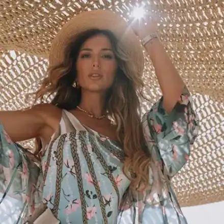 Алекс Петканова взима по 2 бона за снимка