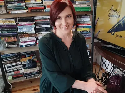 Ани Цолова заряза журналистиката, стана университетски преподавател