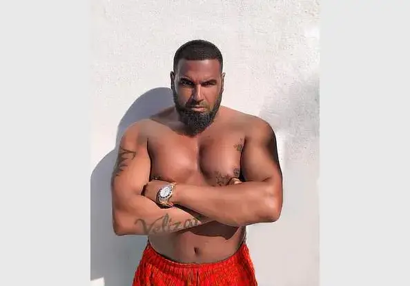 Азис призна: Имам 8 пластични операции (Вижте за какво е лягал под ножа)